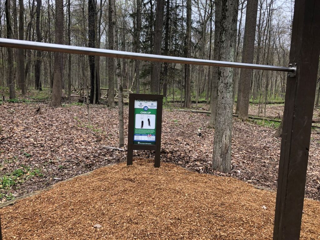 Brecksville Physical Fitness Trail Chin-Up