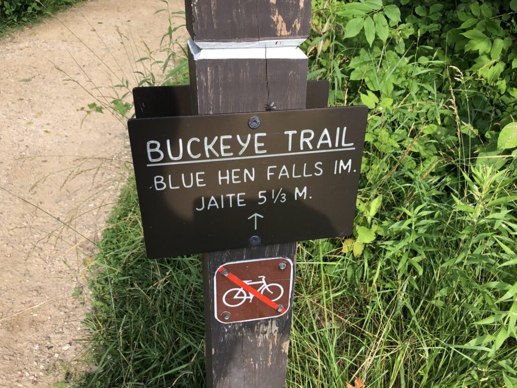 Blue Hen Falls Trail Marker