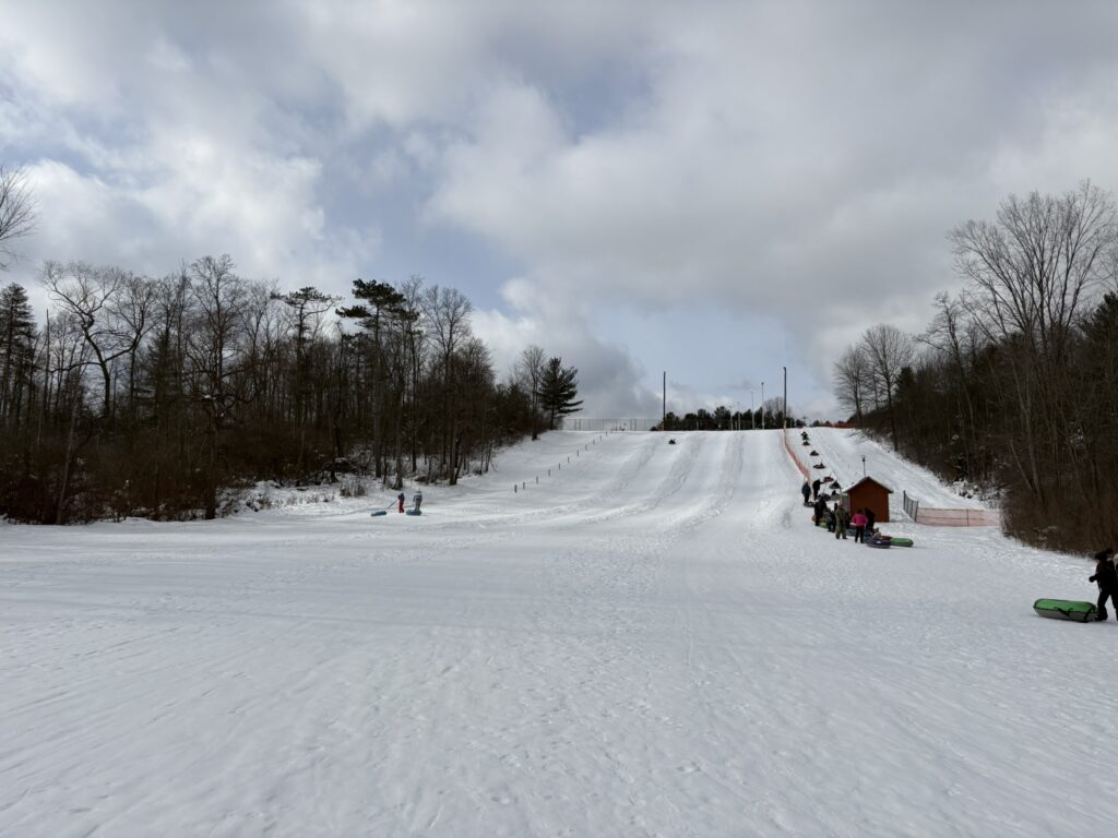 punderson state park sledding hill